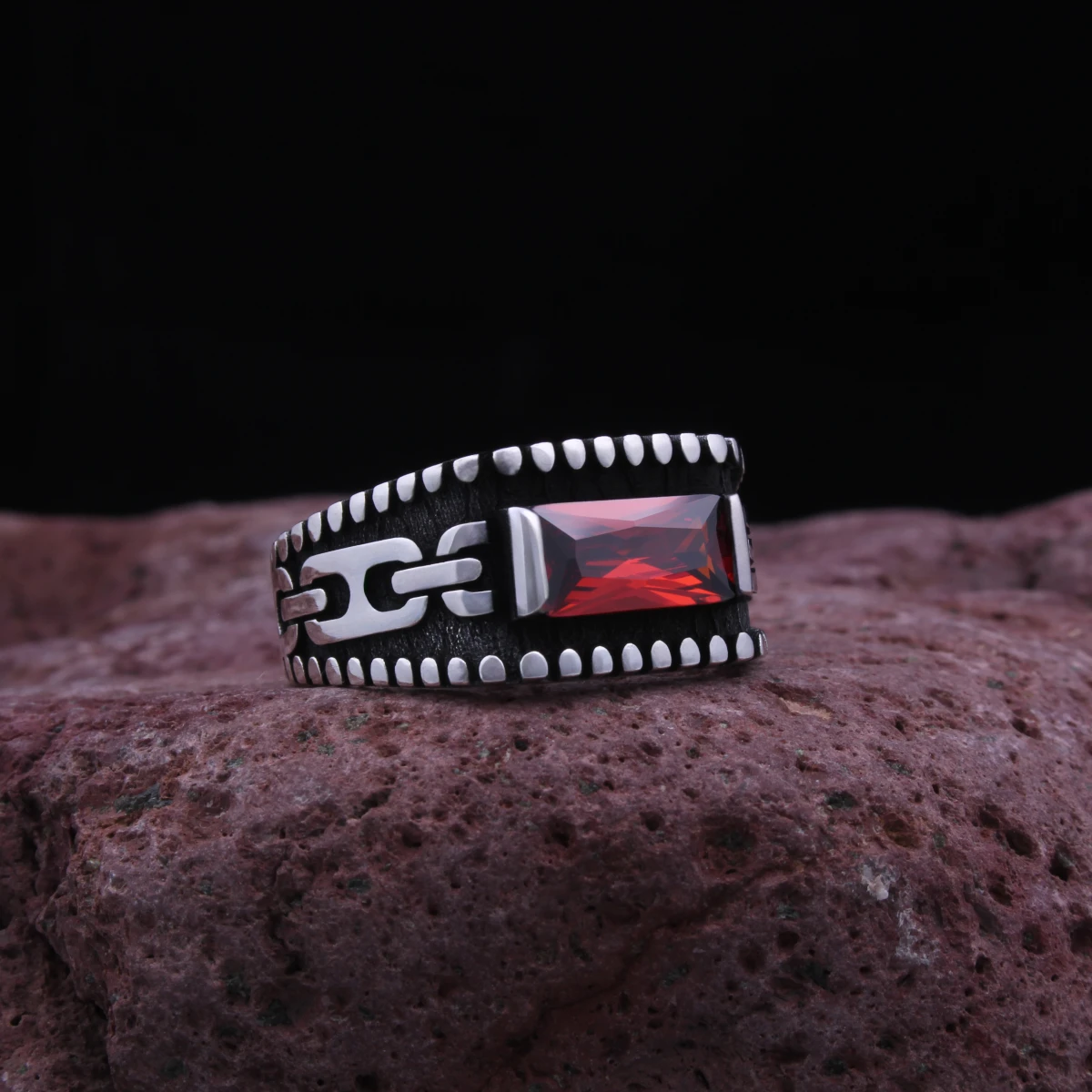 Baget Taş Zincir Tasarım Gümüş Yüzük