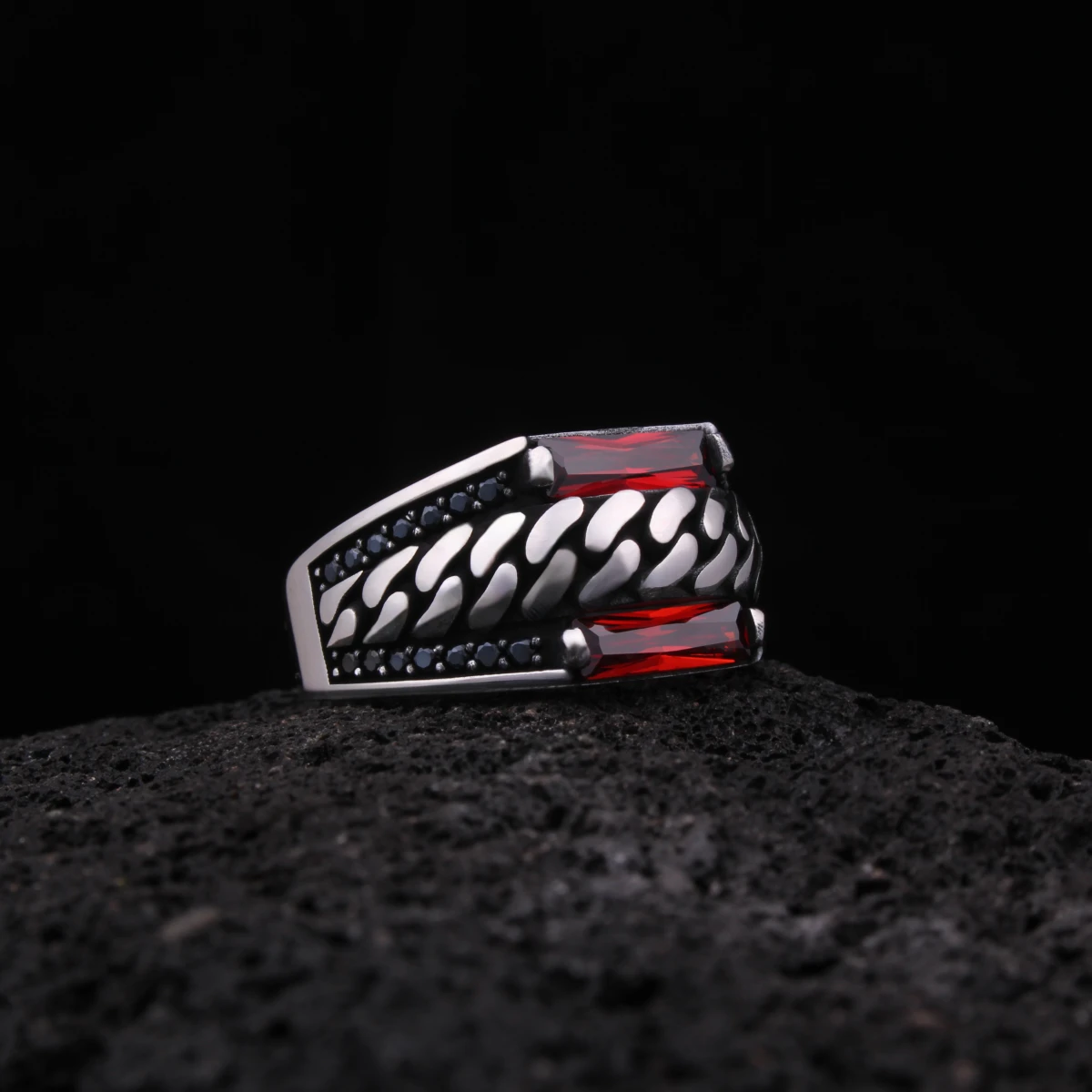 Baget Taşlı Zincir Desenli Yüzük