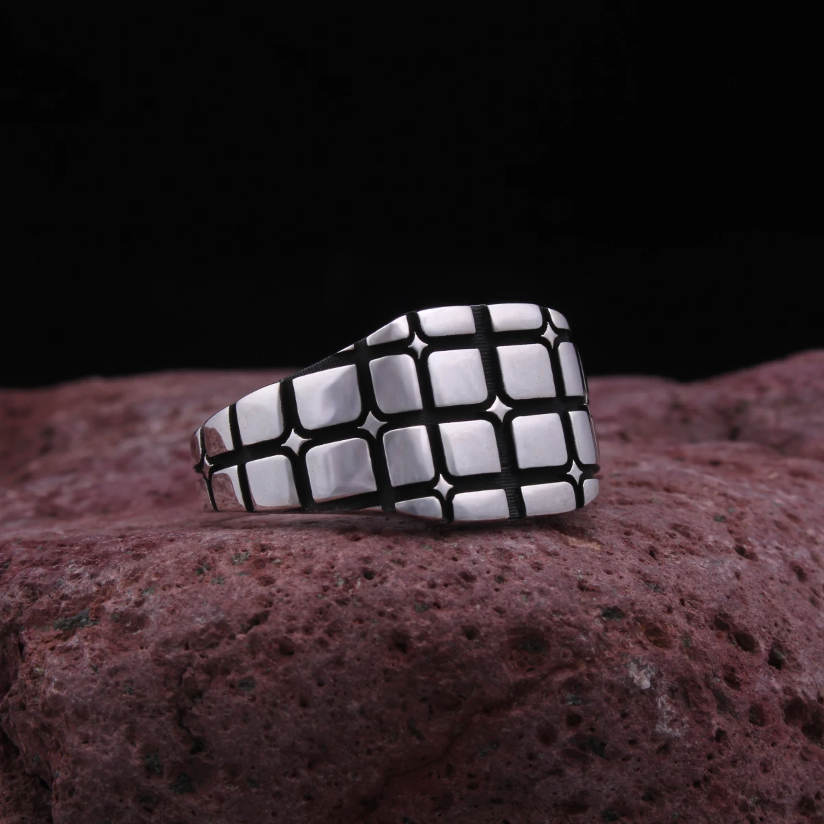 Çizgisel Tasarım Gümüş Erkek Yüzüğü