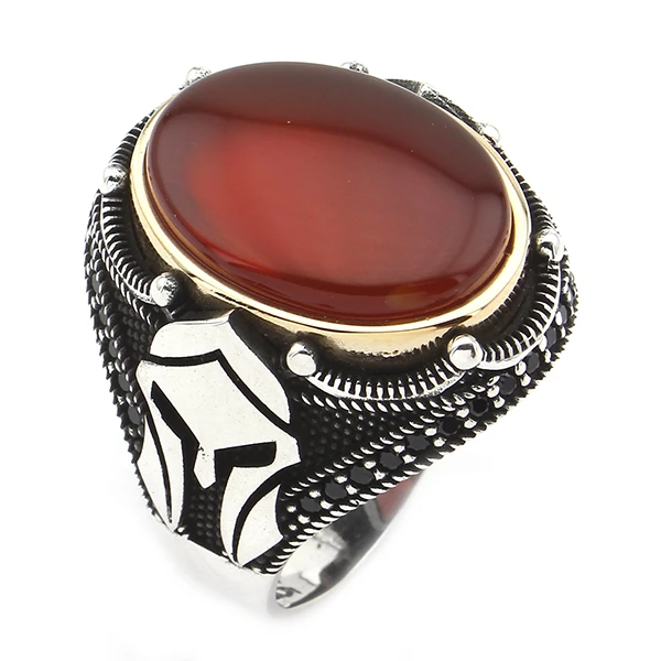 Oval Kapüşon Spartalı Miğferi Detaylı Kızıl Akik Erkek Yüzüğü