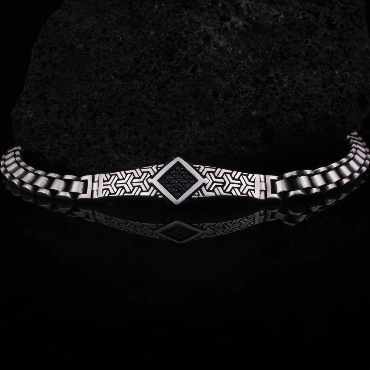 Modern Baklava Desenli Gümüş Zincir Bileklik