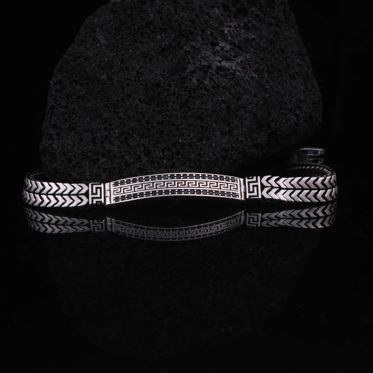 Balıksırtı Kordonlu Grek Desenli Erkek Bileklik