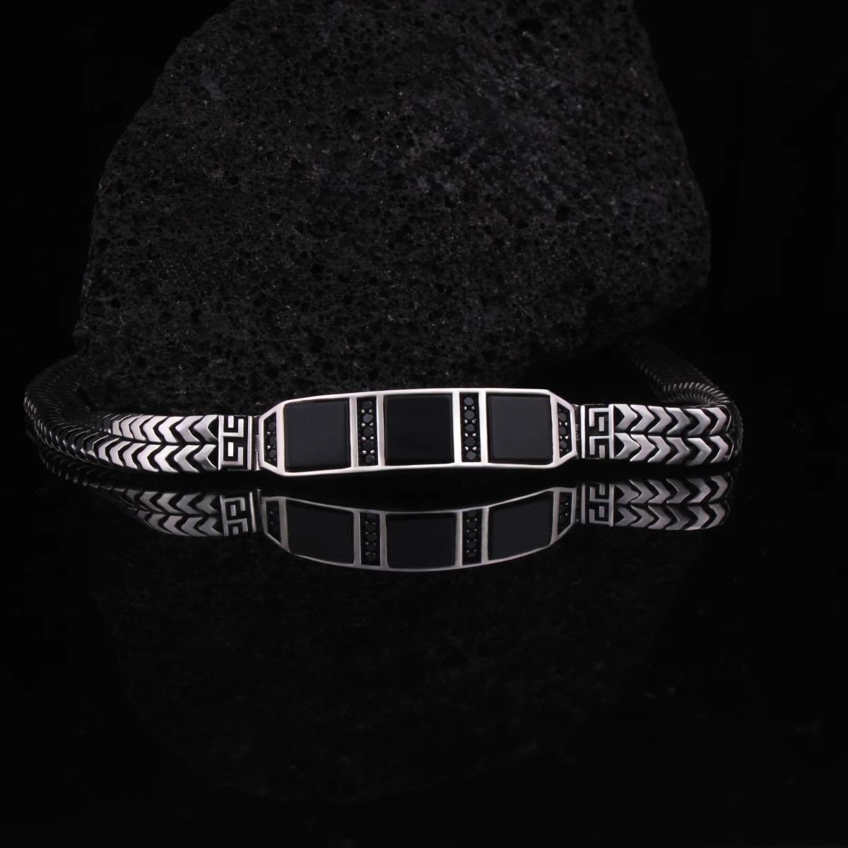 Siyah Oniks Taşlı Kare Tasarım Erkek Bileklik