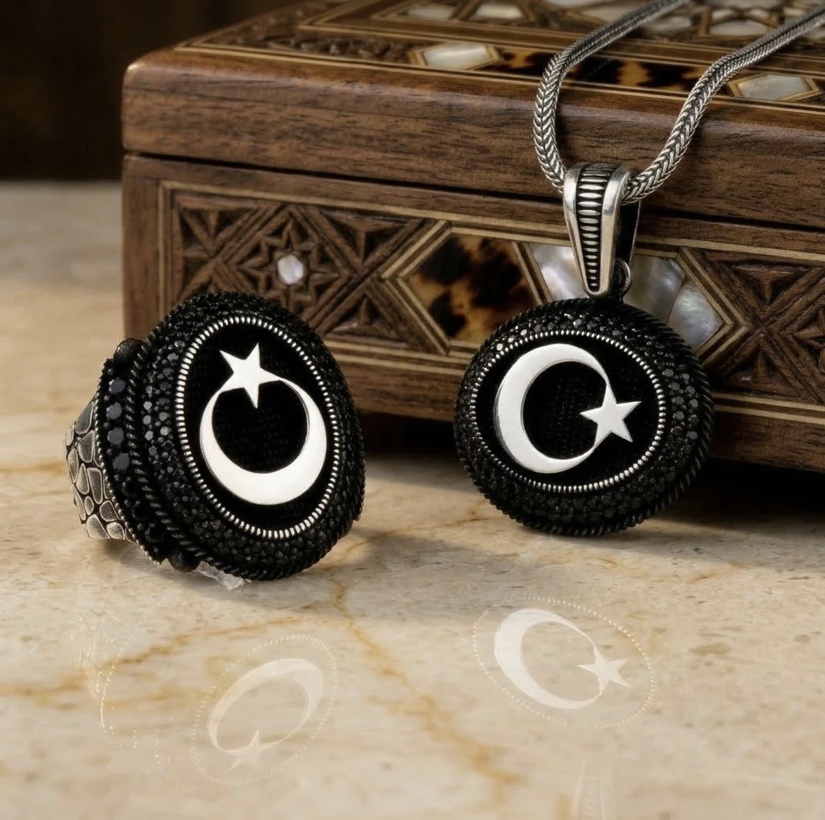 Ay Yıldız Efsane Kasa Yüzük Kolye