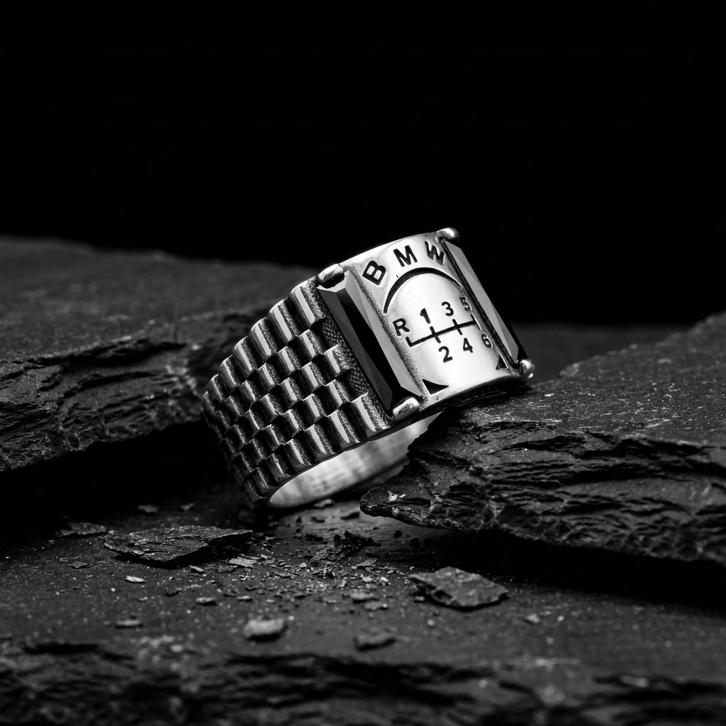 BMW Vites Tasarımlı ve Saat Kordonu Desenli Yüzük