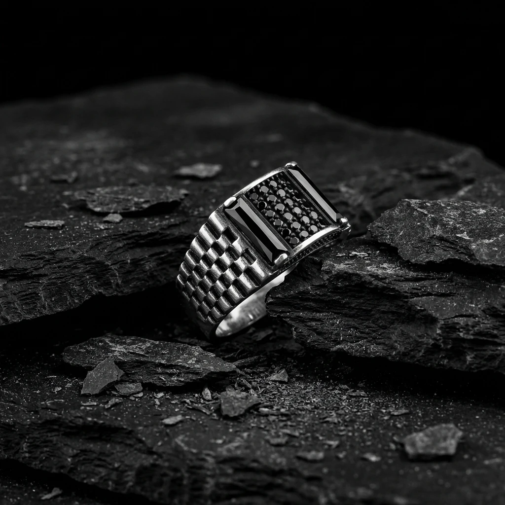 Mikro Taş Panelli ve Çift Baget Taşlı Yüzük