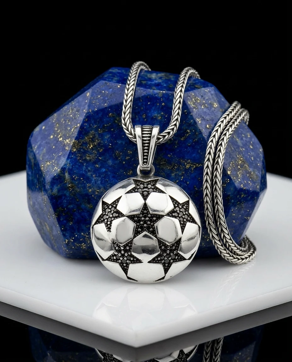 Siyah Taşlı Şampiyonlar Ligi Yıldızlı Top Kolye Ucu