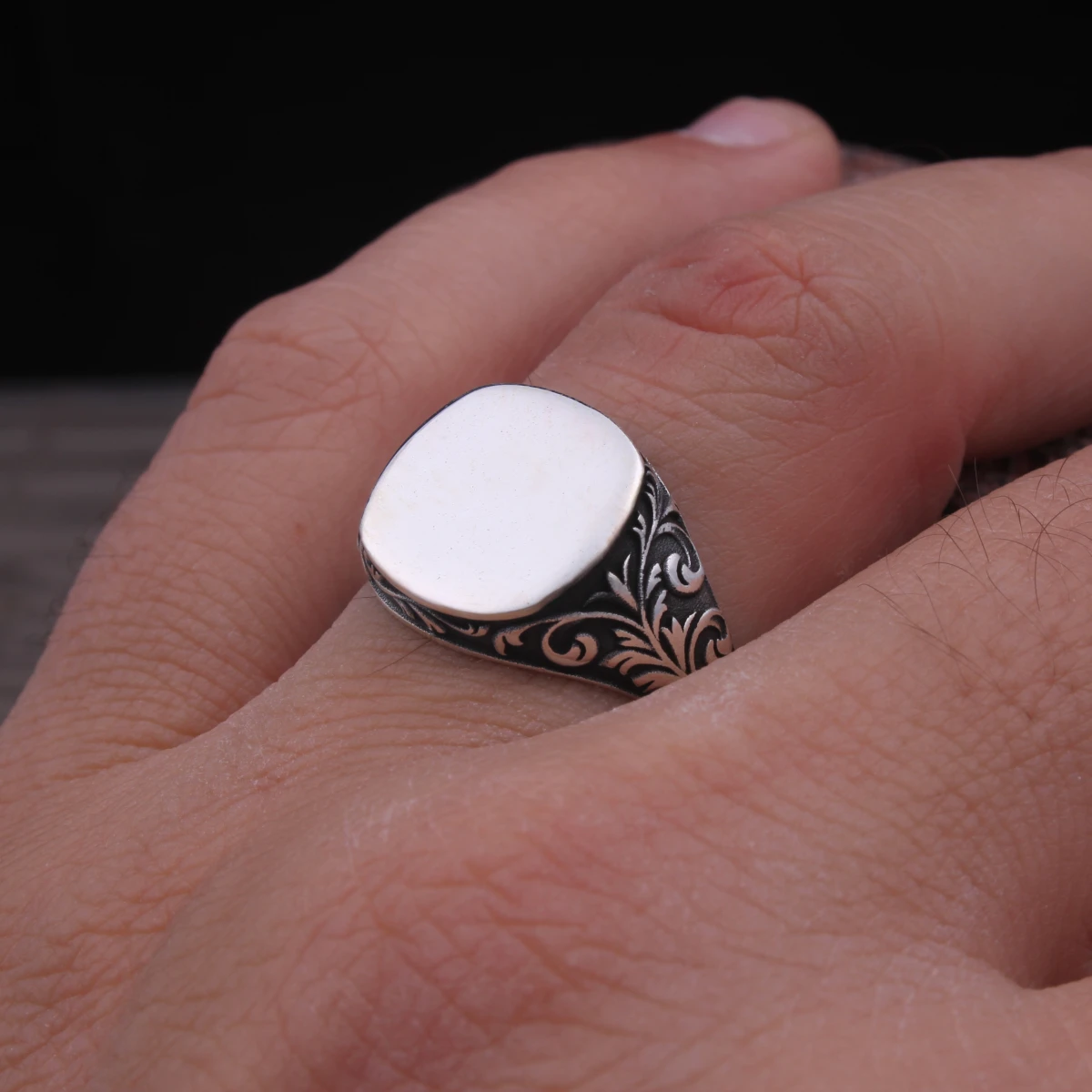 Çiçek Tasarım Gümüş Erkek Yüzüğü