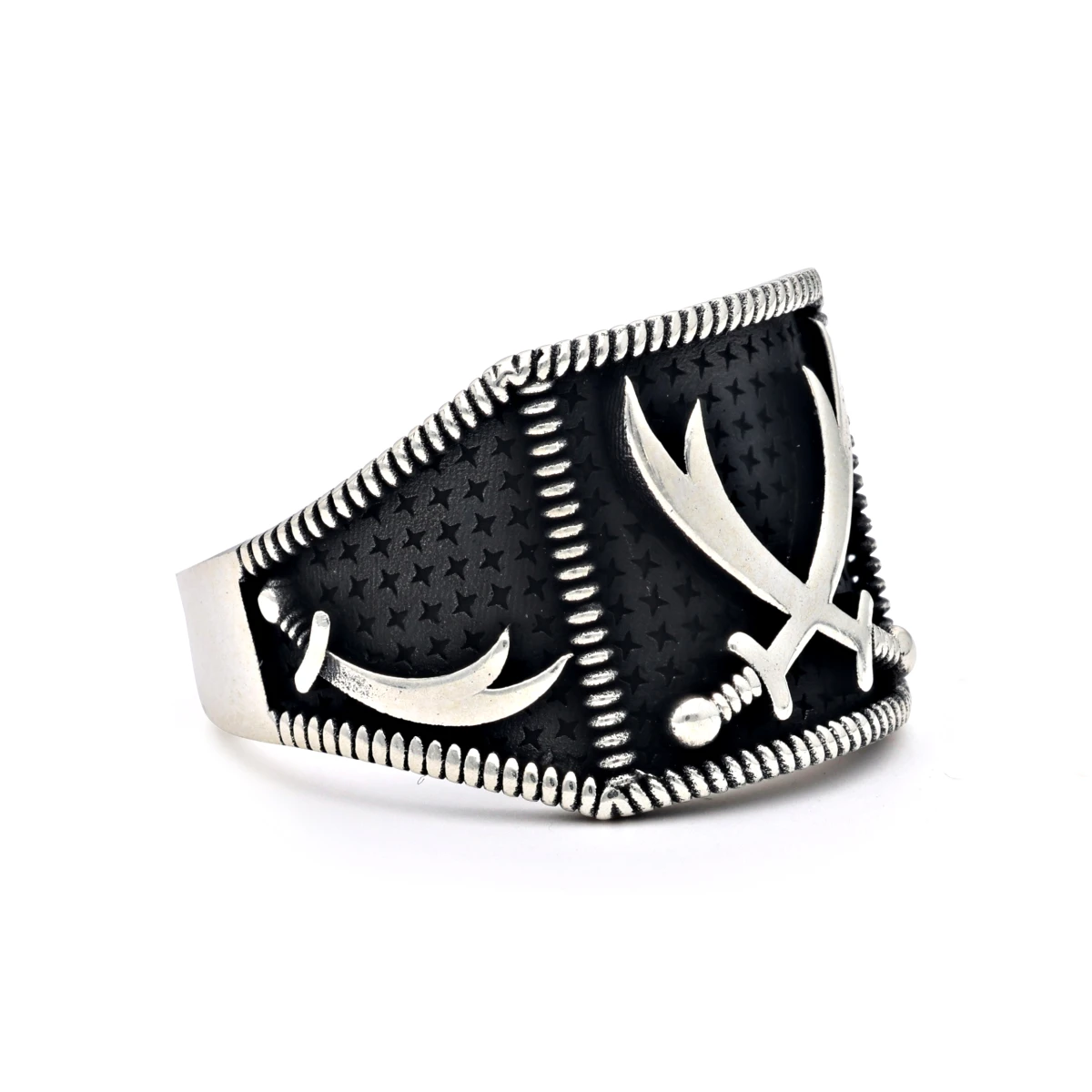 Zülfikar Kılıç Motifli ve Mat Siyah Zeminli Erkek Yüzüğü