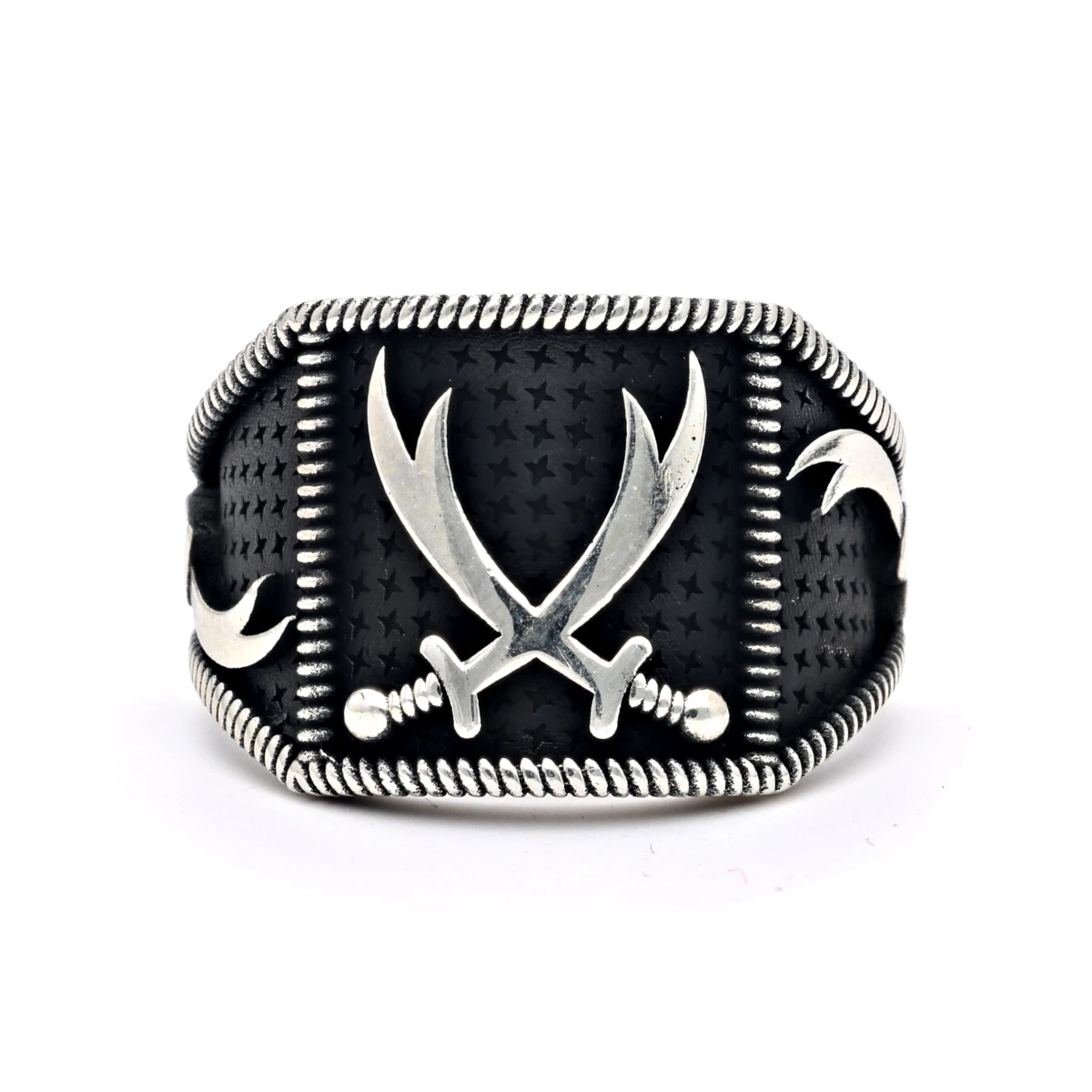 Zülfikar Kılıç Motifli ve Mat Siyah Zeminli Erkek Yüzüğü