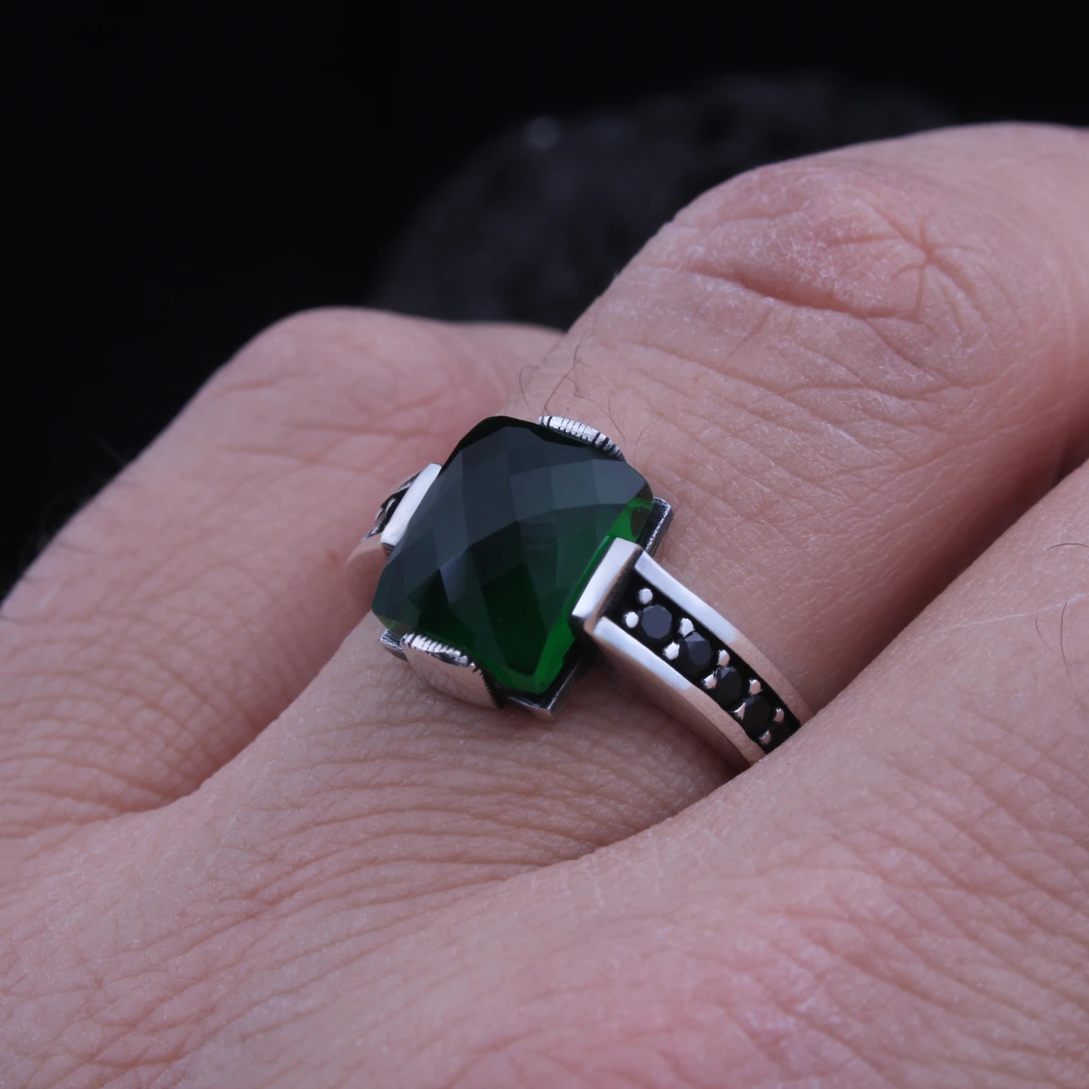 Yeşil Zirkon Faset Kesim Mikro Taş Tasarım Gümüş Erkek Yüzüğü