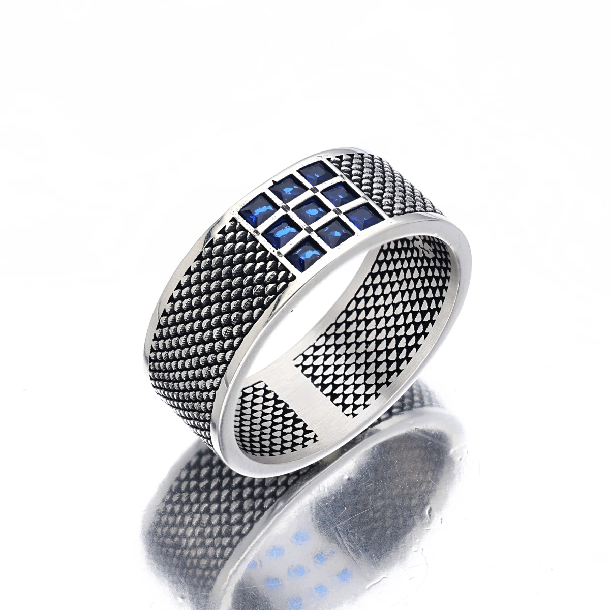 TRİA TASARIM ALYANS