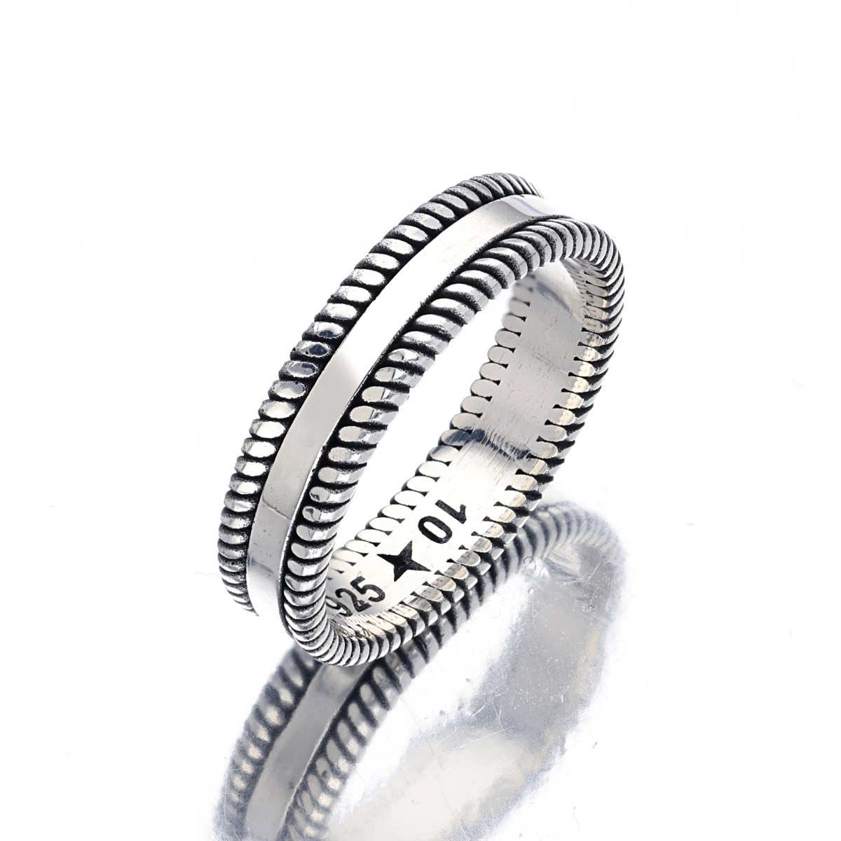 Gümüş Geometrik Zincir Desenli Alyans