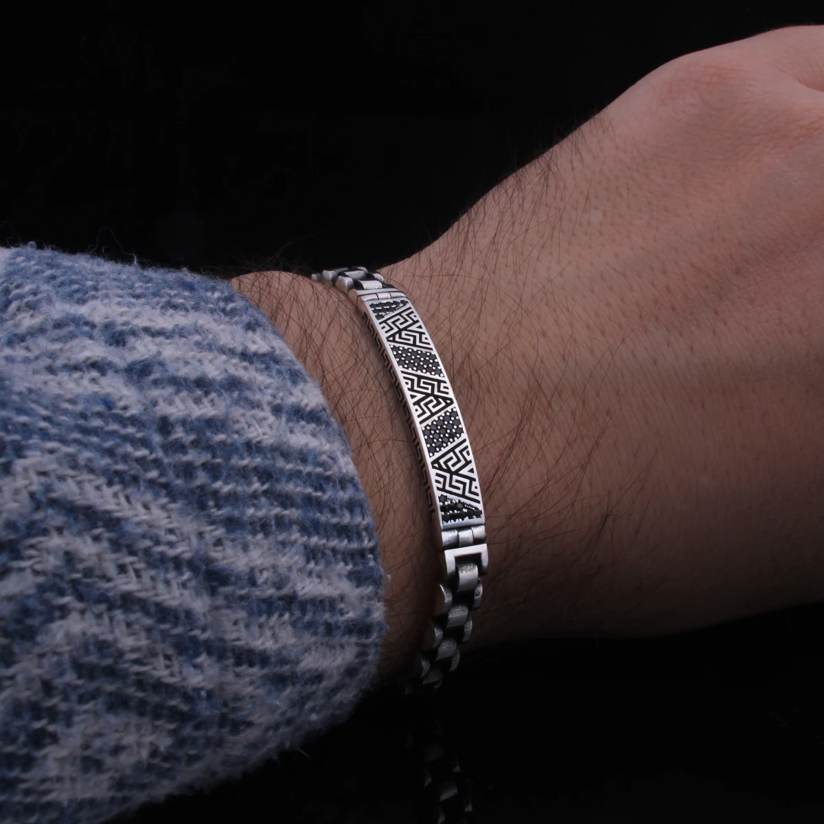 Geometrik Desenli Kordon Erkek Bileklik