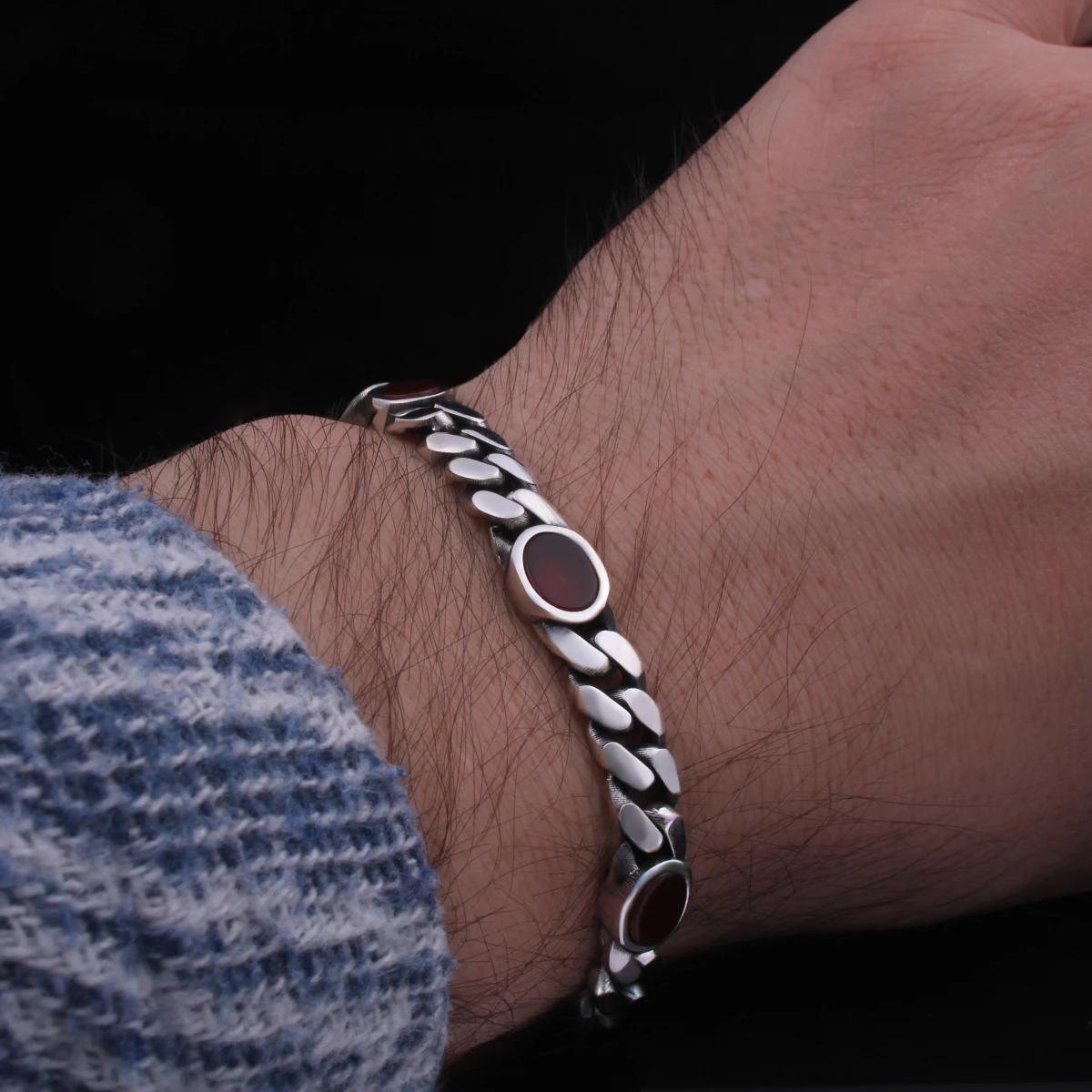 Kırmızı Akik Taşlı Gurmet Erkek Bileklik