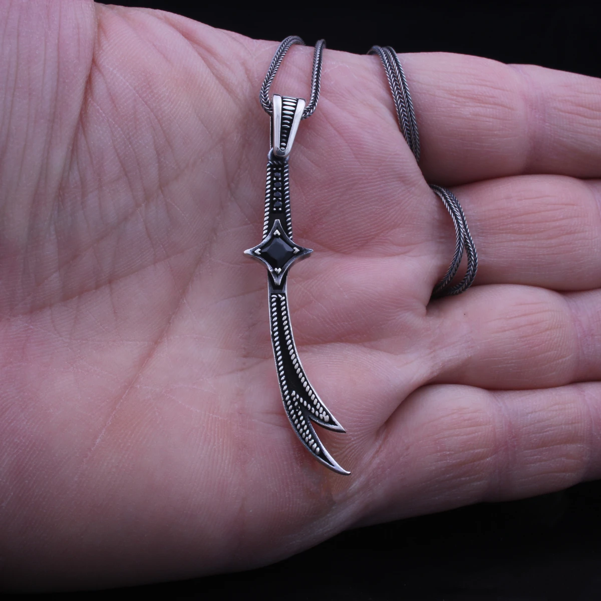 Zülfikar Tasarımlı Gümüş Erkek Kolye Ucu