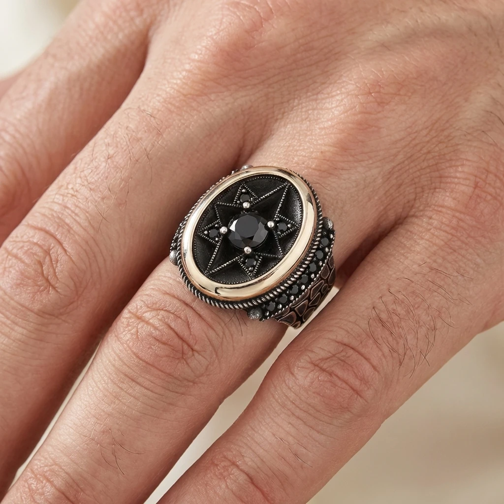 Heybetli Kare Tasarım Kırmızı Taşlı At Figürlü Erkek Yüzük