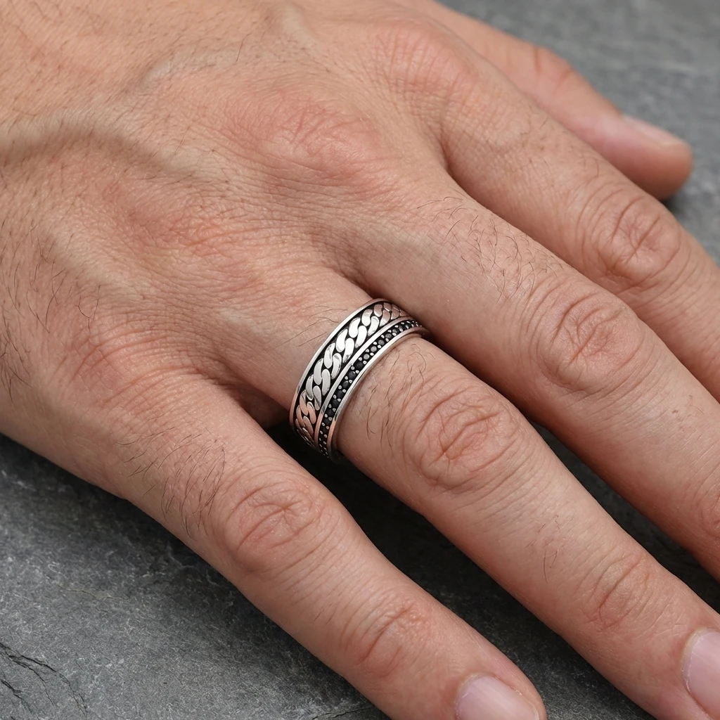 Gurmet Zincir Desenli Siyah Taşlı Alyans