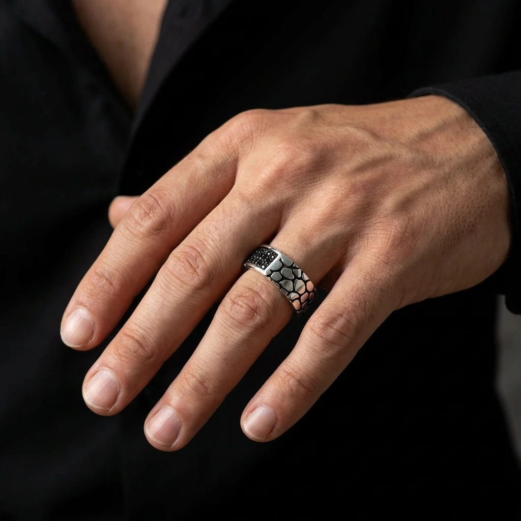Petek Desenli Siyah Zirkon Taşlı Erkek Alyans