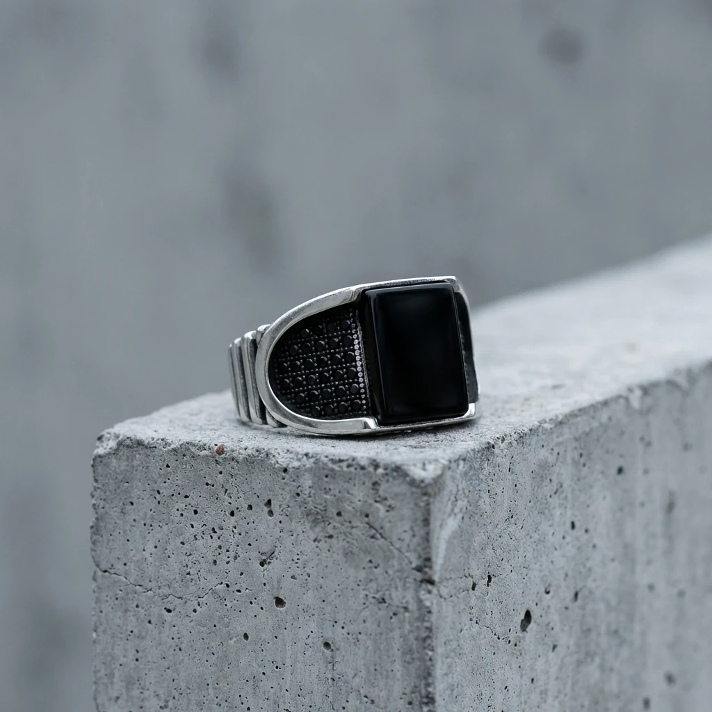 Modern Kare Kesim Siyah Oniks Taşlı Erkek Yüzük