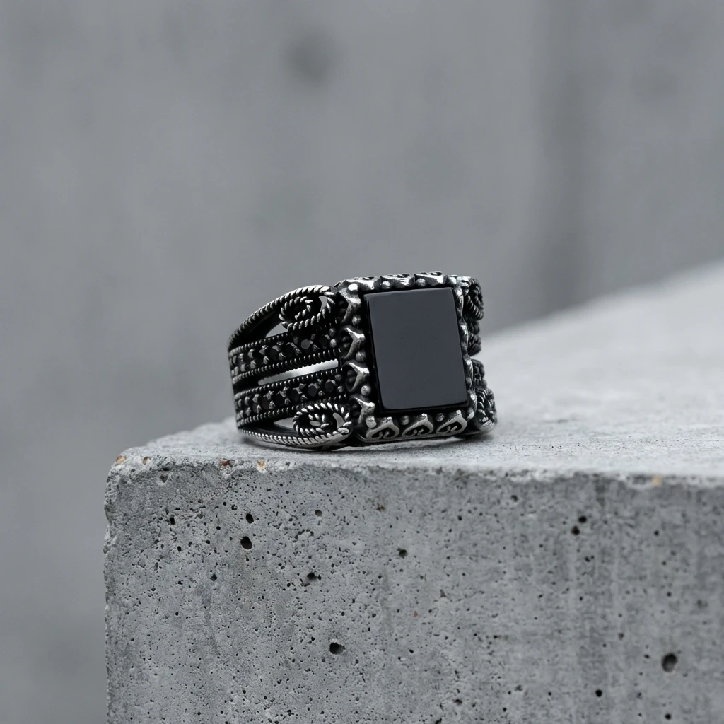 Siyah Oniks Taşlı Kare Model Örgü Desenli Erkek Yüzük