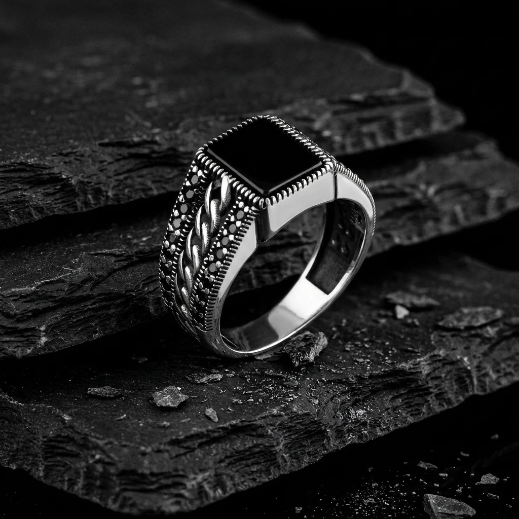 Zincir Örgü Desenli Kare Siyah Oniks Erkek Yüzük