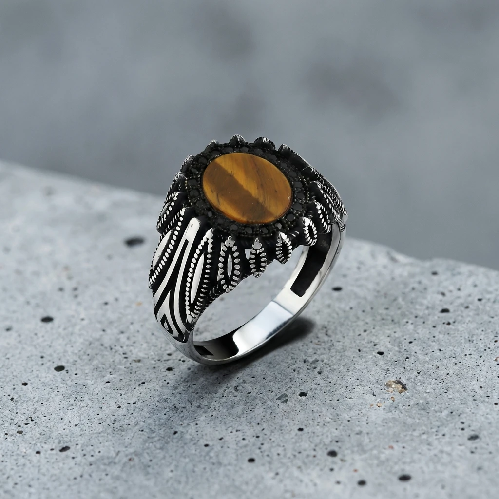 Grek Desenli ve Mikro Taşlı Kaplan Gözü Erkek Yüzük