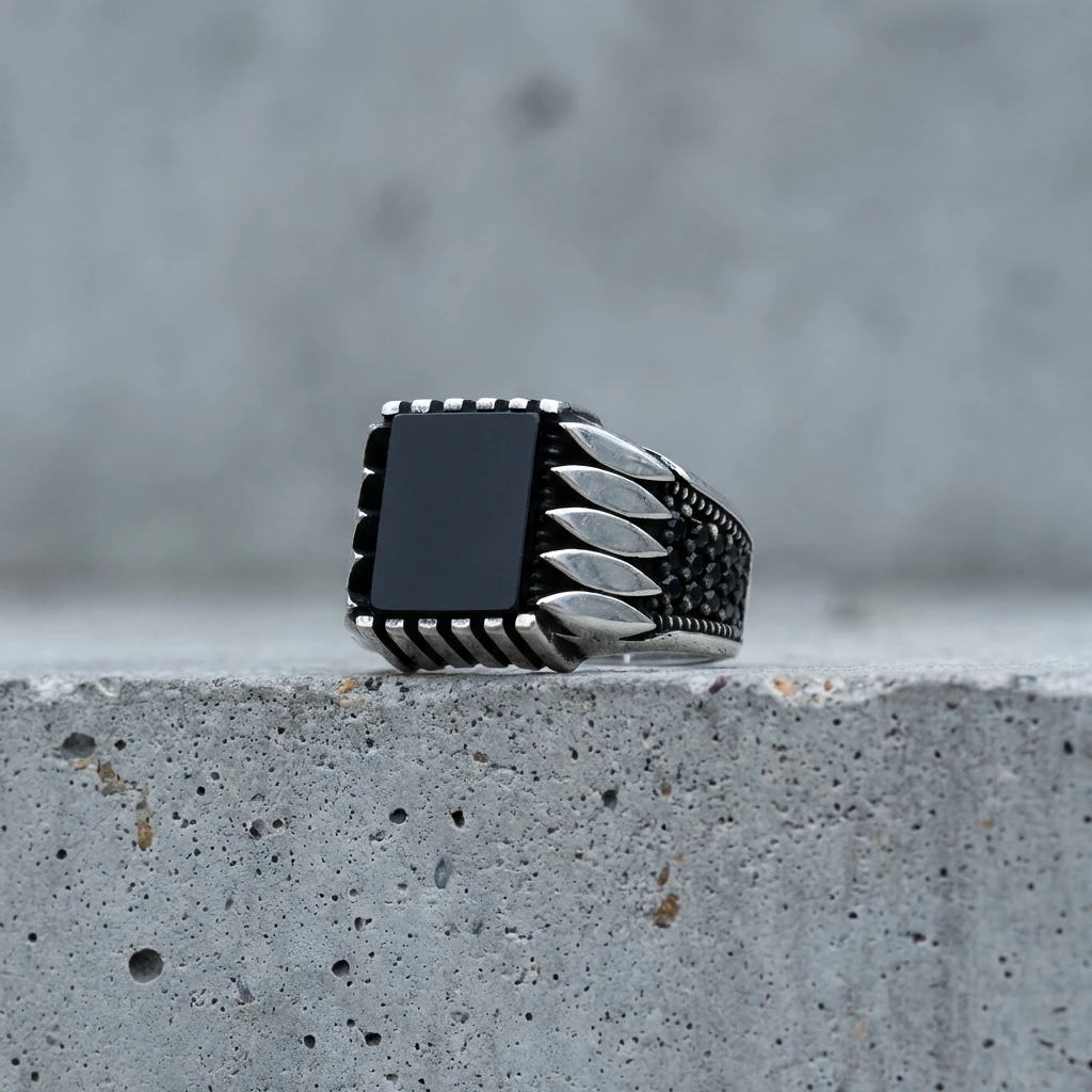 Modern Tasarım Kare Siyah Taşlı Özel İşçilikli Erkek Gümüş Yüzük