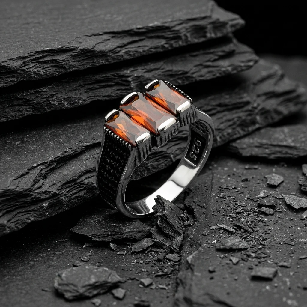 Üçlü Baget Taşlı Mikro Zeminli Gümüş Yüzük