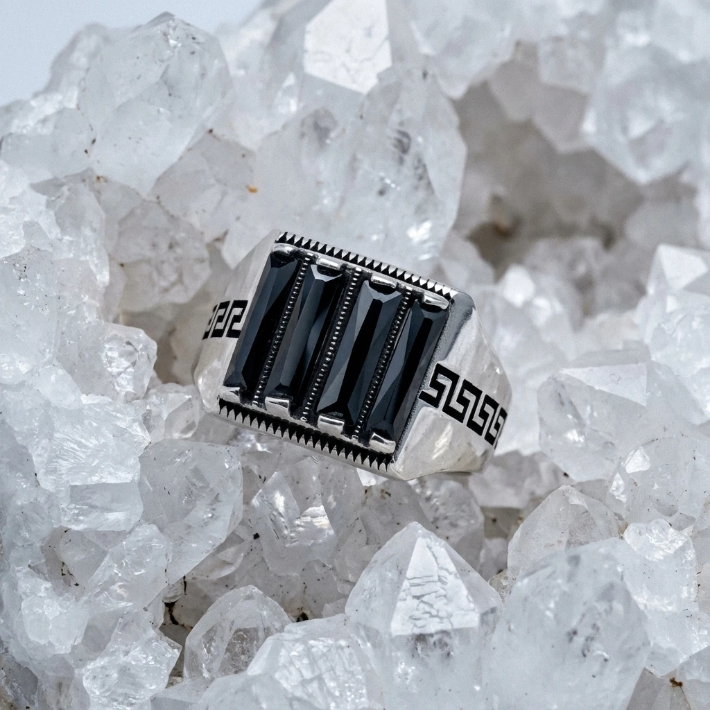 Baget Taşlı Grek Desenli Yüzük