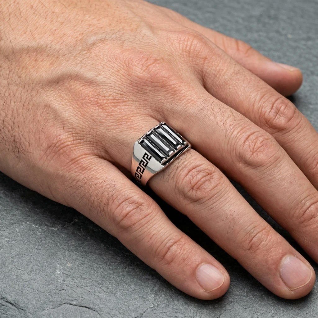 Baget Taşlı Grek Desenli Yüzük