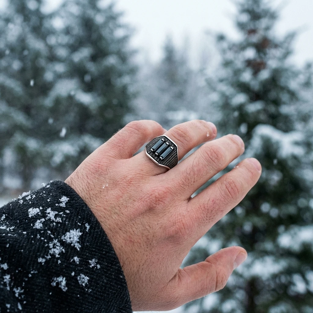 Hasır Desenli Üçlü Baget Taşlı Yüzük