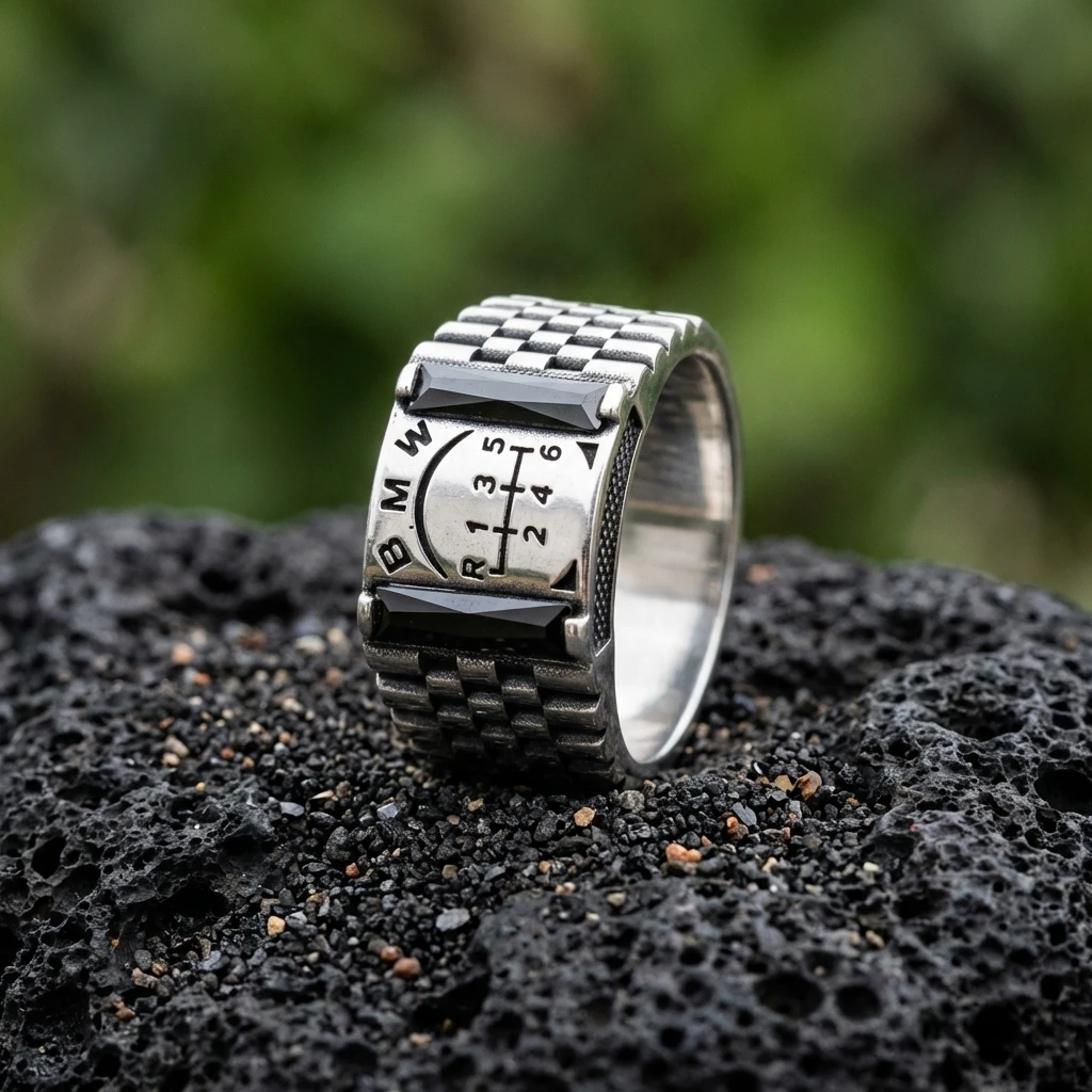 BMW Vites Tasarımlı ve Saat Kordonu Desenli Yüzük