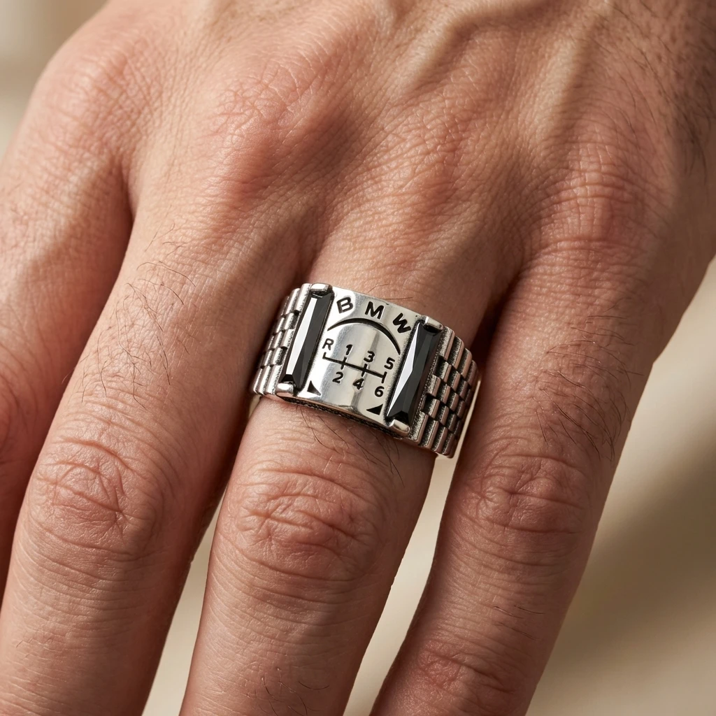 BMW Vites Tasarımlı ve Saat Kordonu Desenli Yüzük