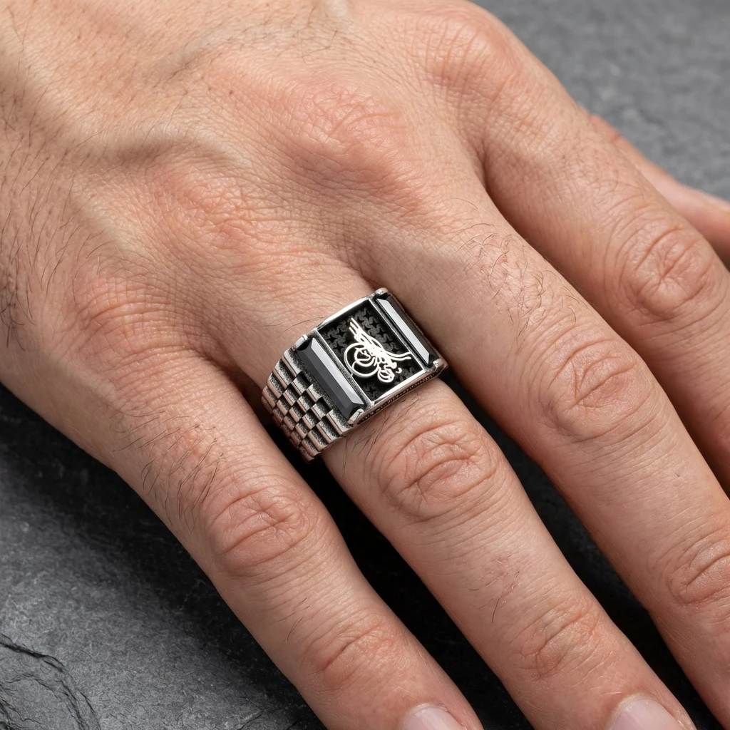 Osmanlı Tuğrası İşlemeli ve Çift Baget Taşlı Yüzük