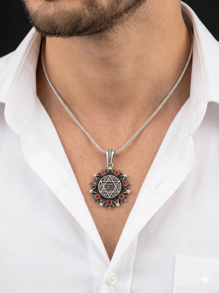 Yaprak Motifli Siyah Taşlı Mühr-ü Süleyman Kolye Ucu