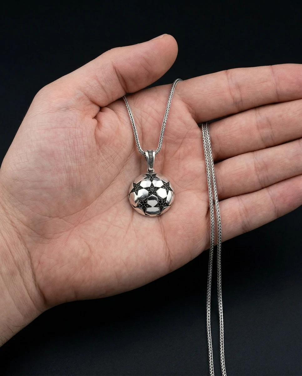 Siyah Taşlı Şampiyonlar Ligi Yıldızlı Top Kolye Ucu